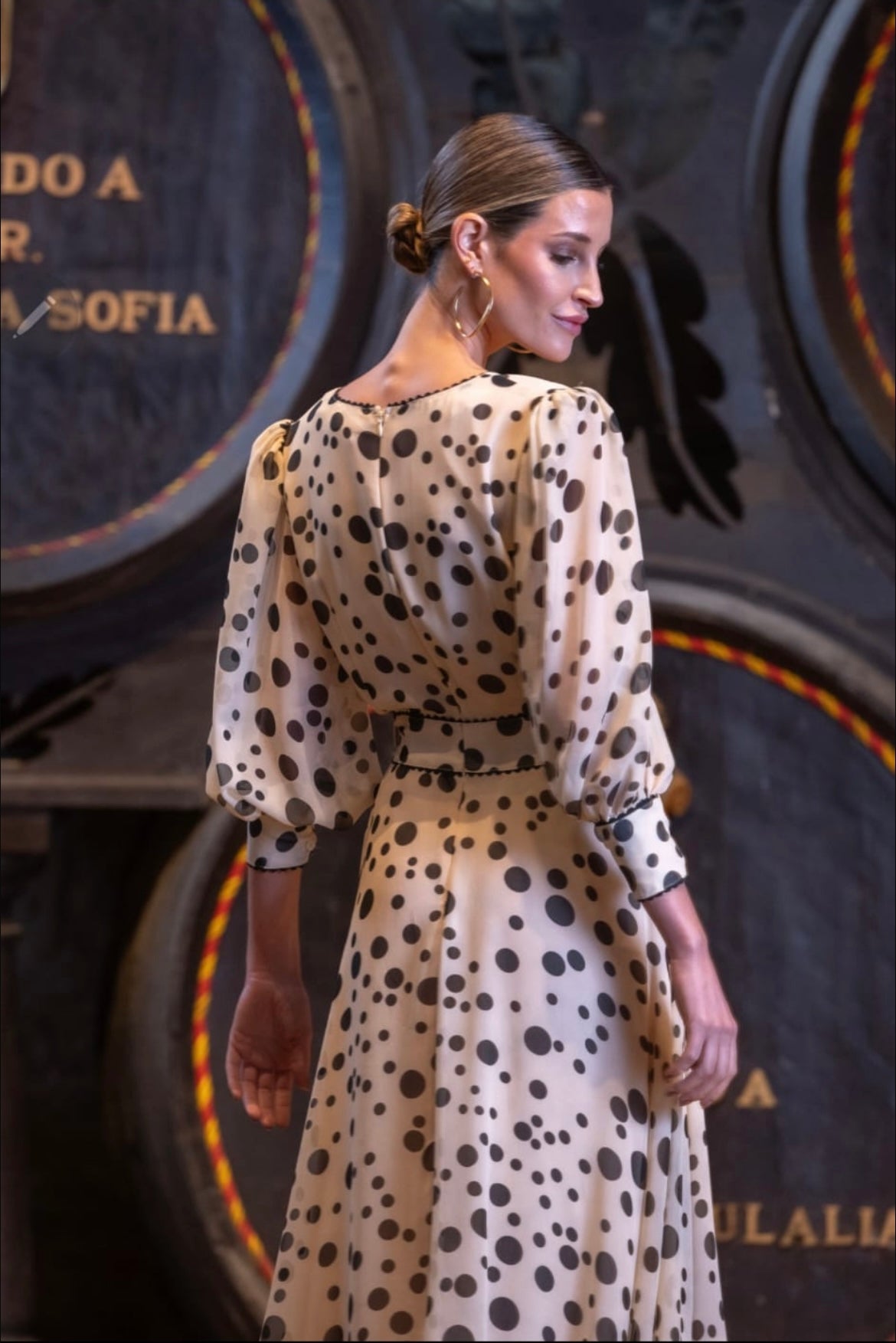 VESTIDO LUNARES
